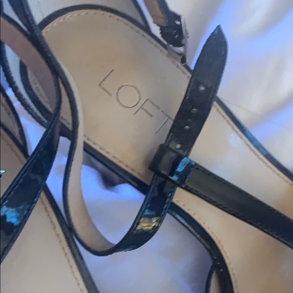 Heels - Picture 2 of 3